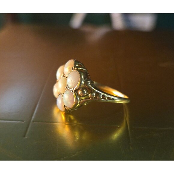 10kt Gold Opal Flower Ring - Picture 5 of 7